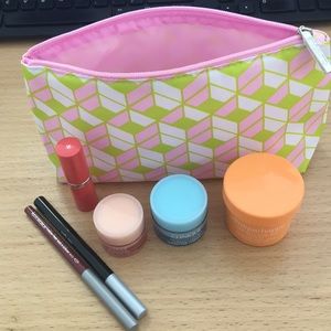 Clinique Goodie Bundle!! 🌸